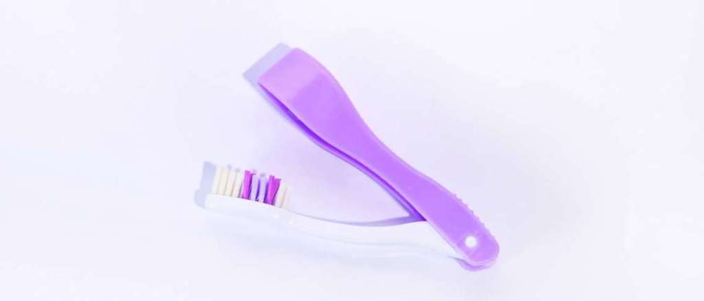 Perlengkapan Traveling yang Wajib Dibawa Agar Gigi tetap Bersih